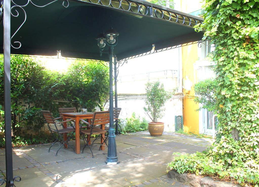 Hotel Eden - Am Hofgarten Bonn Exterior photo